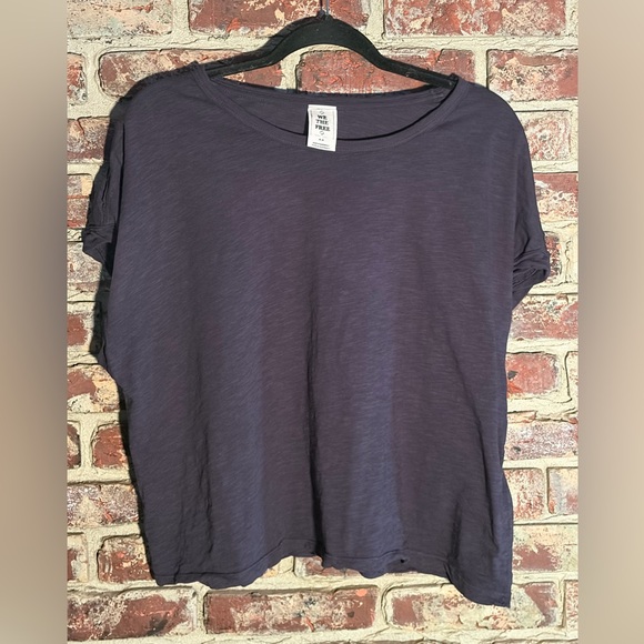 We The Free Tops - NOT FOR SALE
🖤 We The Free (Free People) Oversized Tee — Size M 🖤